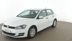 Weiß Gebraucht 2017 VW Golf VII Trendline Limousine | 14.200 € (Guter Preis)