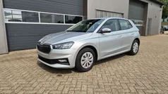Brillantsilber metallic Neu 2025 Skoda Fabia Selection Kleinwagen | 20.090 € (Guter Preis)
