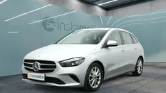 Silber Gebraucht 2019 Mercedes B220 Van / Kleinbus | 23.349 € (Fairer Preis)