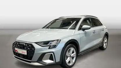Gebraucht Audi A3 Sport 150 PS (110 kW) 2025 Pfeilgrau perleffekt Limousine