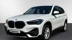 Weiss Gebraucht 2021 BMW X1 Advantage SUV | 20.990 € (Fairer Preis)