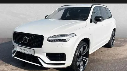 Crystal weiß perleffekt Gebraucht 2024 Volvo XC90 Ultra SUV | 61.750 € (Fairer Preis)