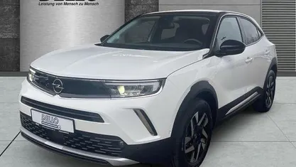 Weiß Gebraucht 2022 Opel Mokka Elegance SUV | 18.950 € (Fairer Preis)