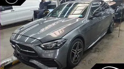 Gebraucht Mercedes C200 AMG 204 PS (150 kW) 2024 Grau Limousine