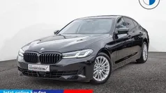 Saphirschwarz Gebraucht 2021 BMW 530 Luxury Line Limousine | 36.950 € (Fairer Preis)