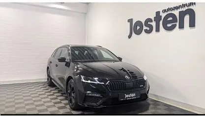Usado Skoda Octavia RS 245 HP (180 kW) 2022 Preto Carrinha