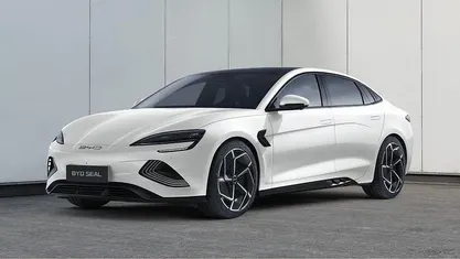 Polar white Neu 2025 BYD Seal Comfort Limousine | 35.490 € (Guter Preis)