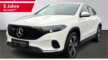 Gebraucht Mercedes EQA300 Progressive 167 kW (228 PS) 2024 Unilack polarweiß SUV