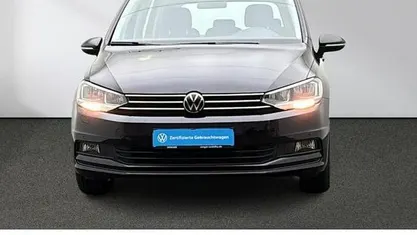 Gebraucht VW Touran Comfortline 150 PS (110 kW) 2021 Schwarz Van / Kleinbus