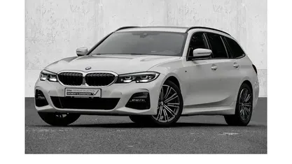 Alpinweiss iii Gebraucht 2022 BMW 320 M Sport Kombi | 28.400 € (Superpreis)
