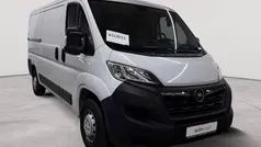 Casablancaweiß Gebraucht 2022 Opel Movano Edition Van | 21.090 € (Guter Preis)
