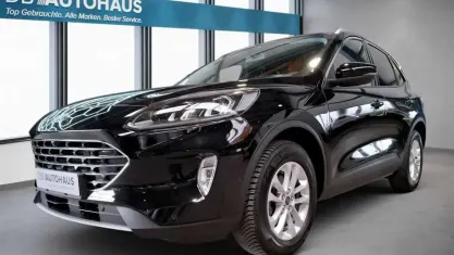 Gebraucht Ford Kuga Titanium 120 PS (88 kW) 2023 Schwarz SUV