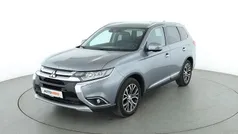 Grau Gebraucht 2017 Mitsubishi Outlander Top SUV | 17.950 € (Fairer Preis)