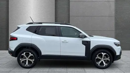 Gebraucht 2025 Dacia Duster Journey SUV | 23.790 € (Fairer Preis)