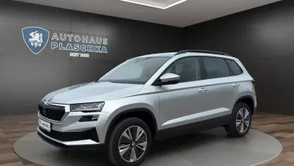 Gebraucht Skoda Karoq Selection 150 PS (110 kW) 2023 Brilliantsilber SUV