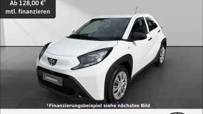 Gebraucht Toyota Aygo X Basis 72 PS (52 kW) 2023 Weiß SUV