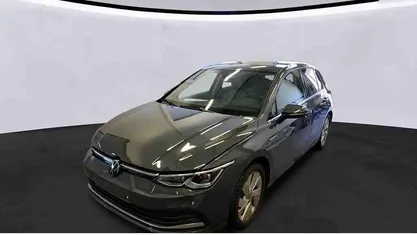 Begagnad VW Golf VIII Style 150 HK (110 kW) 2024 Grå Sedan