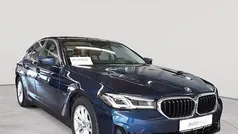 Phytonicblau metallic Gebraucht 2021 BMW 545e Sport Line Limousine | 38.990 € (Superpreis)