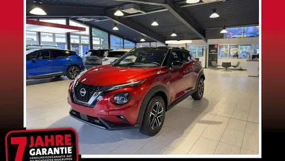 Fuji sunset red/black Neu 2025 Nissan Juke N-Connecta SUV | 22.290 € (Fairer Preis)