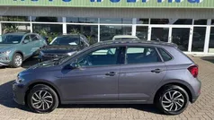 Grau Gebraucht 2024 VW Polo Life Limousine | 19.490 € (Fairer Preis)