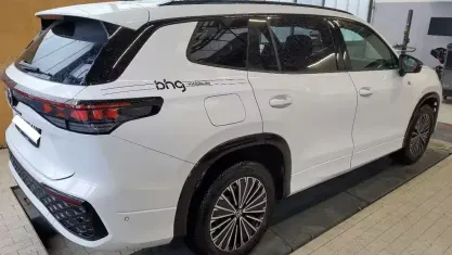 Gebraucht VW Tayron R-line 193 PS (141 kW) 2025 Weiß SUV