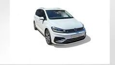Pure white Gebraucht 2024 VW Touran Move Van / Kleinbus | 37.440 € (Fairer Preis)