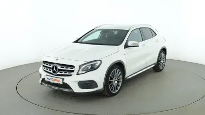 Gebraucht Mercedes GLA180 Style 122 PS (89 kW) 2018 Weiß SUV