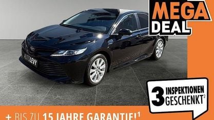 Gebraucht Toyota Camry 218 PS (160 kW) 2020 Attitude black mc (metallic) Limousine
