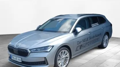 Gebraucht 2024 Skoda Superb Selection Kombi | 42.990 €