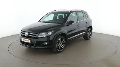 Gebraucht VW Tiguan LOUNGE 125 PS (91 kW) 2015 Schwarz SUV