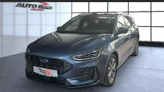 Chromablau (metallic) Gebraucht 2023 Ford Focus ST-Line Kombi | 26.400 € (Fairer Preis)