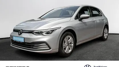 Gebraucht VW Golf VIII Life 116 PS (85 kW) 2023 Silber Limousine