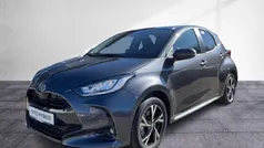 Grau Neu 2025 Toyota Yaris Hybrid Limousine | 26.290 € (Fairer Preis)