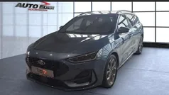 Chromablau (blau) Gebraucht 2023 Ford Focus ST-Line Kombi | 25.880 € (Fairer Preis)