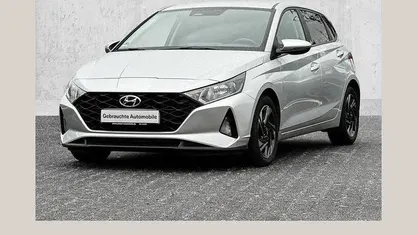 Gebraucht Hyundai i20 101 PS (74 kW) 2021 Kleinwagen