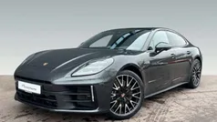 Grau Gebraucht 2025 Porsche Panamera 4 Limousine | 147.990 € (Superpreis)