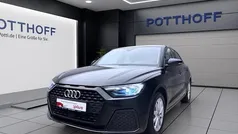 Mythosschwarz metallic Gebraucht 2024 Audi A1 Sportback Ambiente Kleinwagen | 21.750 € (Guter Preis)