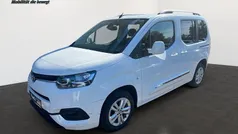 Weiß Gebraucht 2020 Toyota Proace Verso City Kombi | 20.830 € (Fairer Preis)