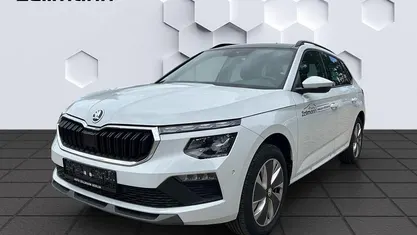 Weiss Gebraucht 2024 Skoda Kamiq Selection SUV | 24.929 € (Superpreis)