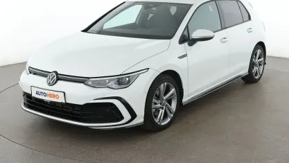 Gebraucht VW Golf VIII R-line 131 PS (96 kW) 2022 Weiß Limousine