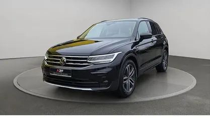 Gebraucht VW Tiguan Sport 150 PS (110 kW) 2023 Schwarz SUV