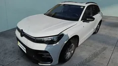 Weiß Gebraucht 2024 VW Tiguan R-line SUV | 49.680 € (Superpreis)