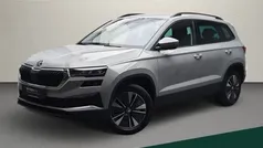 Steelgrau Gebraucht 2024 Skoda Karoq Drive SUV | 38.590 € (Fairer Preis)