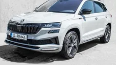 Stahlgrau Gebraucht 2025 Skoda Karoq SportLine SUV | 35.780 € (Fairer Preis)