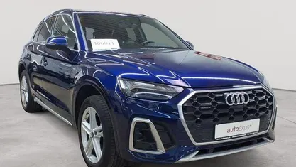 Gebraucht Audi Q5 S-Line 265 PS (194 kW) 2022 Navarrablau metallic SUV