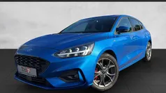 Blau Gebraucht 2021 Ford Focus ST-Line X Limousine | 20.450 € (Fairer Preis)