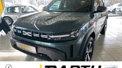 Zedergrün Neu 2025 Dacia Duster Journey SUV | 30.010 € (Fairer Preis)