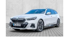 Alpinweiß uni Gebraucht 2024 BMW i5 M Sport Limousine | 63.950 € (Fairer Preis)