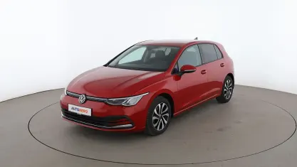 Gebraucht VW Golf VIII Active 110 PS (80 kW) 2022 Rot Limousine
