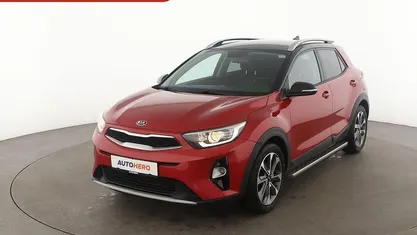 Rot Gebraucht 2019 Kia Stonic Vision SUV | 14.100 € (Fairer Preis)